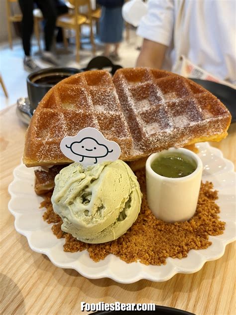 fluffed mentari|Fluffed Café & Dessert Bar .